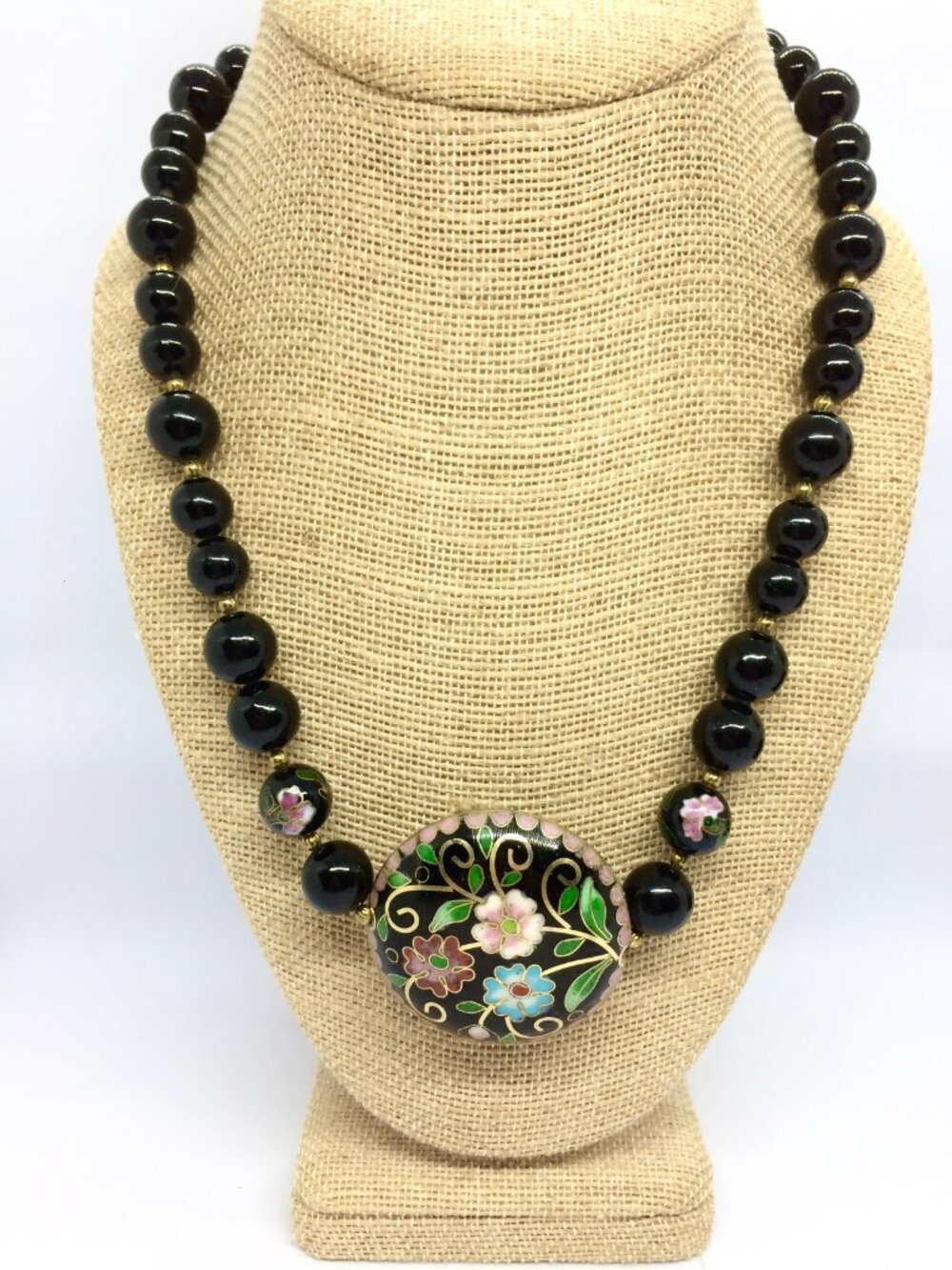 VINTAGE CLOISONNE NECKLACE Black Bead Floral Pendant Gold Tone Statement 22in - Picture 3 of 16
